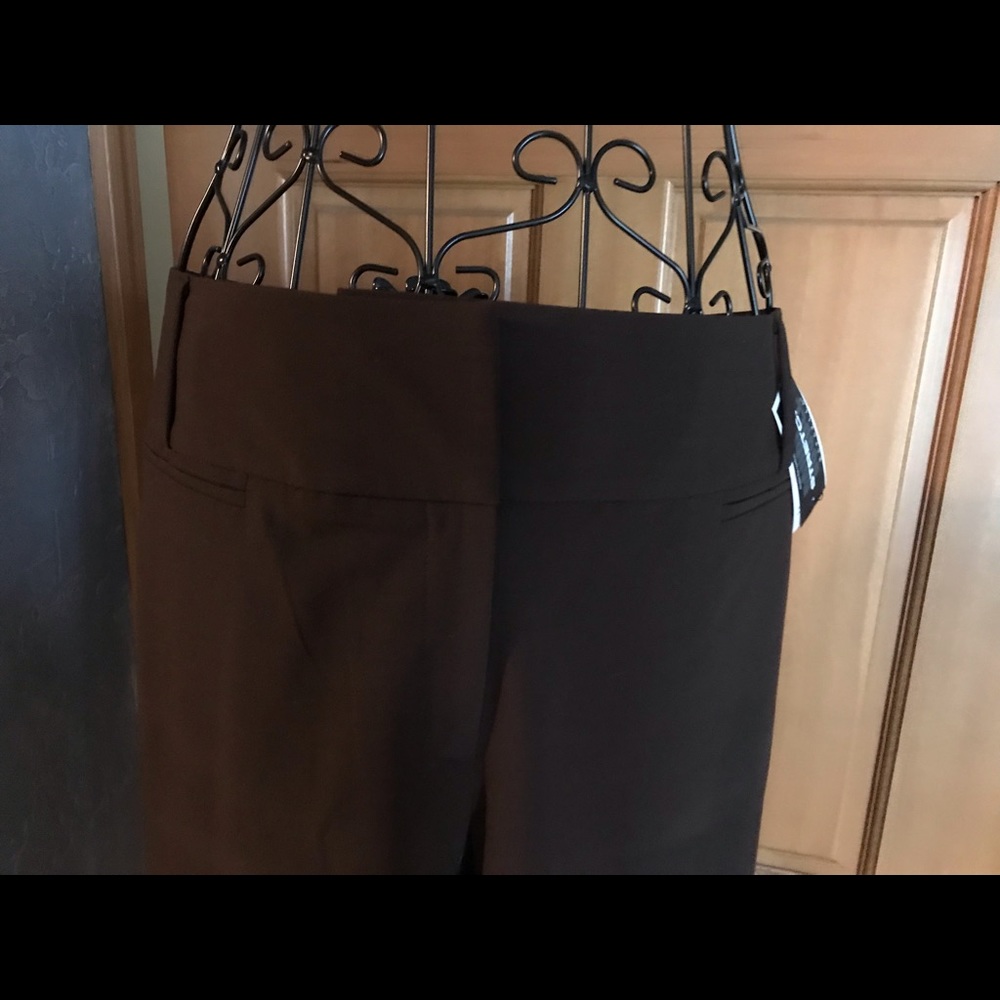 Work style capris - Picture 2 of 3